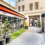 Apartament Ultra - Stylish - Balcony - Ac Budapesta