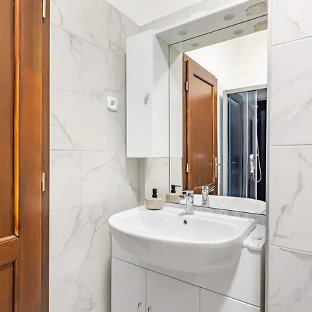 Apartament Ultra - Stylish - Balcony - Ac